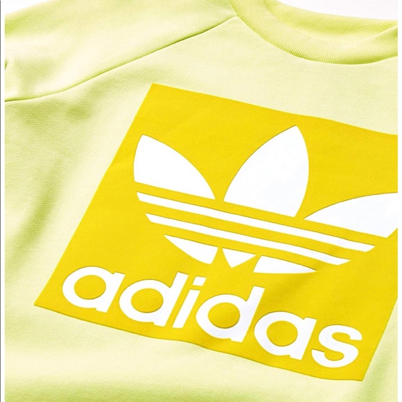 NWT Adidas Trefoil Crewneck Sweatshirt - Picture 4 of 5